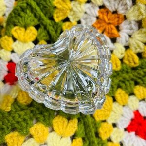 Mikasa Home Crystal Glass Heart Trinket Dish Vintage with Lid Valentine’s Day